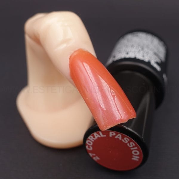 Layla Gel Polish Smalto Gel Semipermanente -  27 CORAL PASSION 